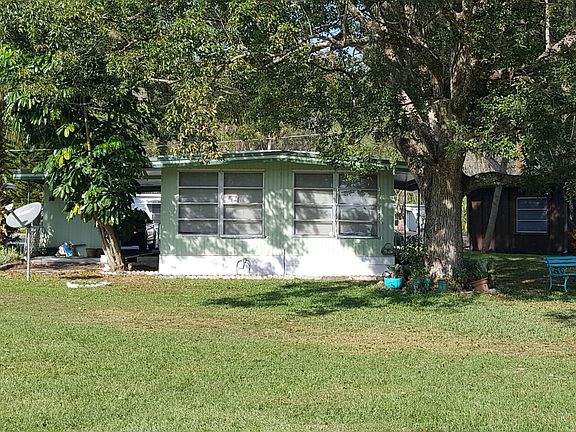 2nd image of 80 Holly Dr