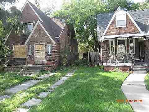 12853 Freeland