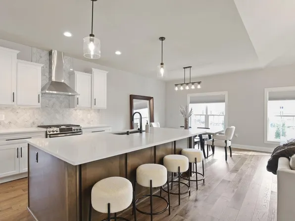 760 North Brookfield ROAD #101, Brookfield, WI 53045