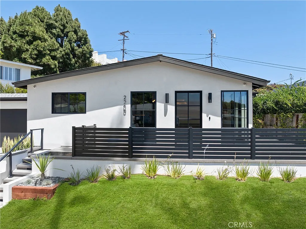 3 bed, 2030 sqft, $6,500 — Photo 1