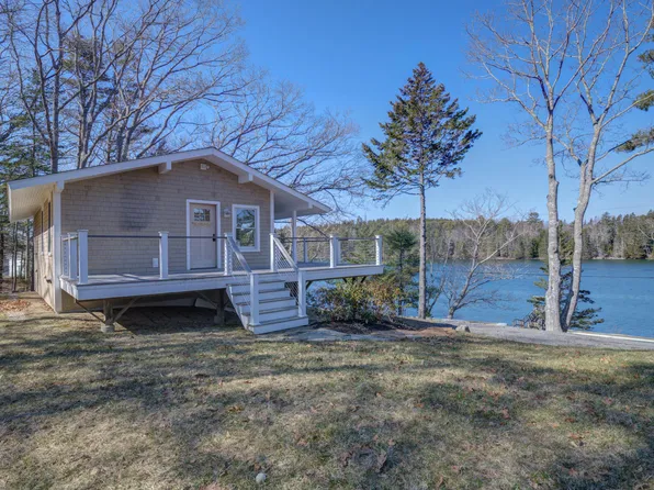 217 Samoset Road, Boothbay Harbor, ME 04538