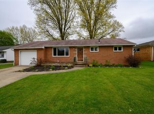 710 Penny St SE, North Canton, OH
