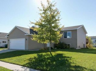5920 Belfry Ln NW, Rochester, MN 55901