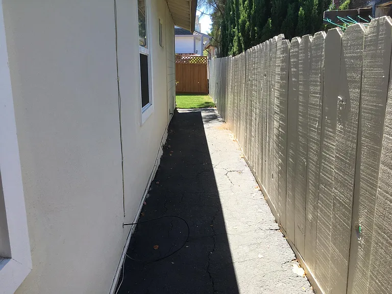 2189 Leland Ave — Photo 5