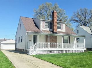 721 Dickerson Rd, Willowick, OH 44095