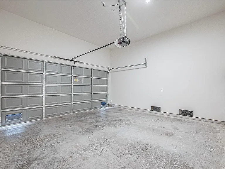 6021 Cypress St — Photo 32
