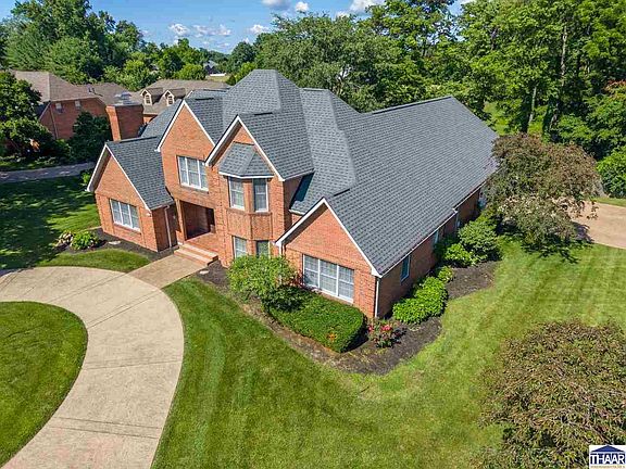 3rd image of 6751 W Manor Dr