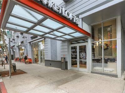 645 W 9th St APT 405, Los Angeles, CA, 90015