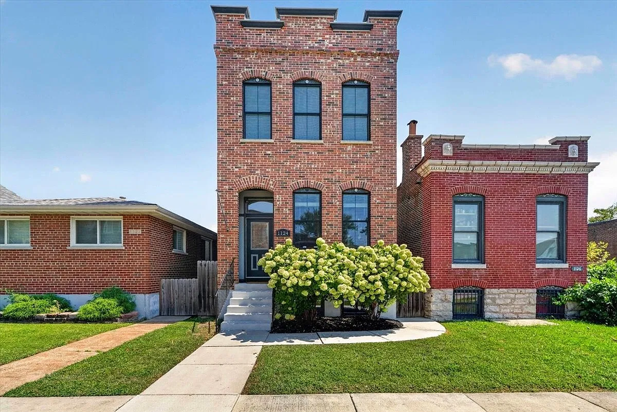 1124 Kentucky Ave — Photo 2