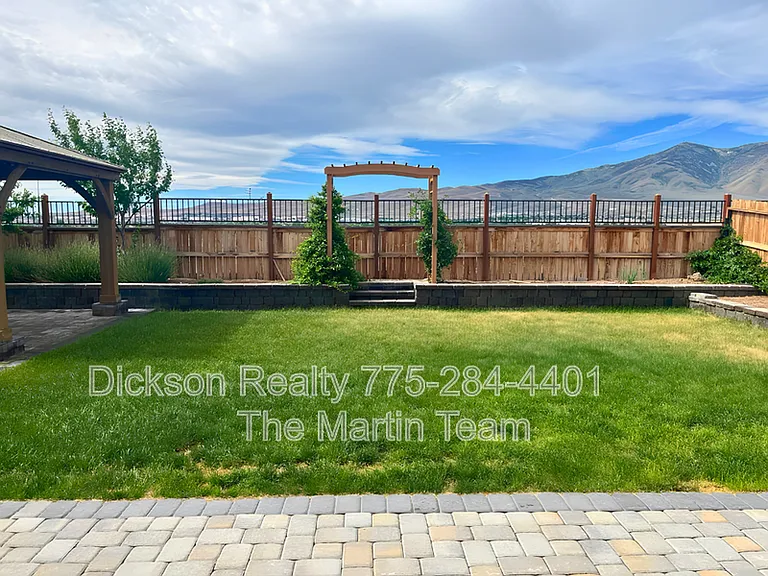 11042 Marymount Dr — Photo 12