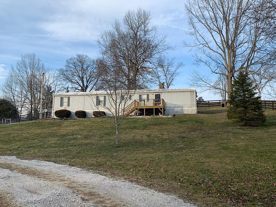 2nd image of 390 Smalley Branch Rd