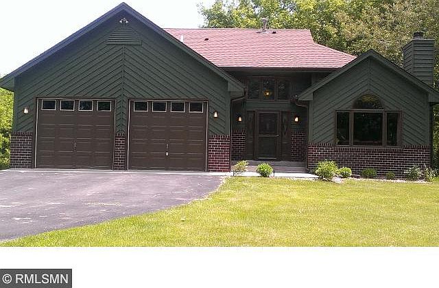 1st image of 19190 Lake Blvd