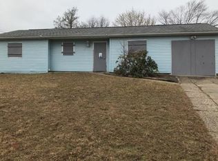 24 Marlin Rd, Centereach, NY 11720