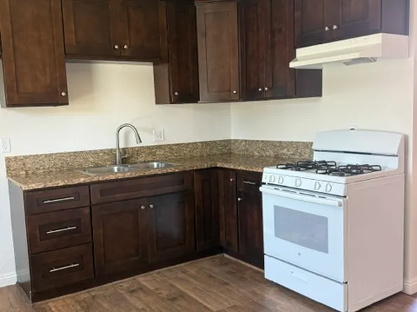 2214 College Ave APT 1, Costa Mesa, CA 92627