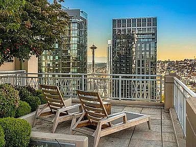 819 Virginia St #COSMOPOLITAN — Photo 11