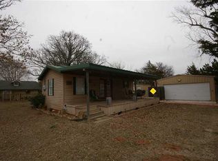 2019 Cedar St, Hinton, OK 73047