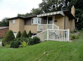 1215 Walnut Ave, North Versailles, PA