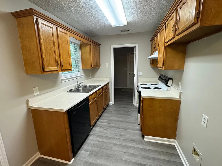 160 Bonnies Way — Photo 10
