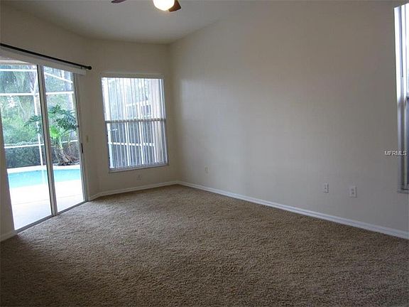 4th image of 10121 Bennington Dr