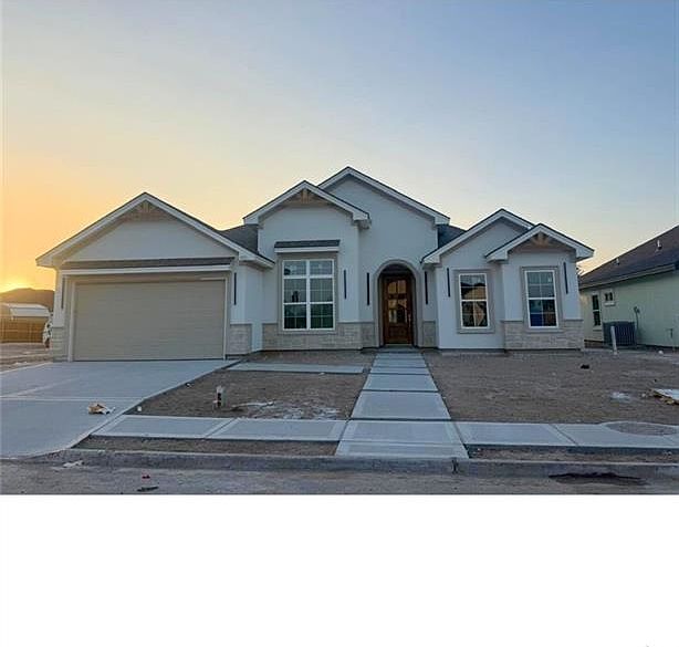 1st image of 800 La Laguna Rd