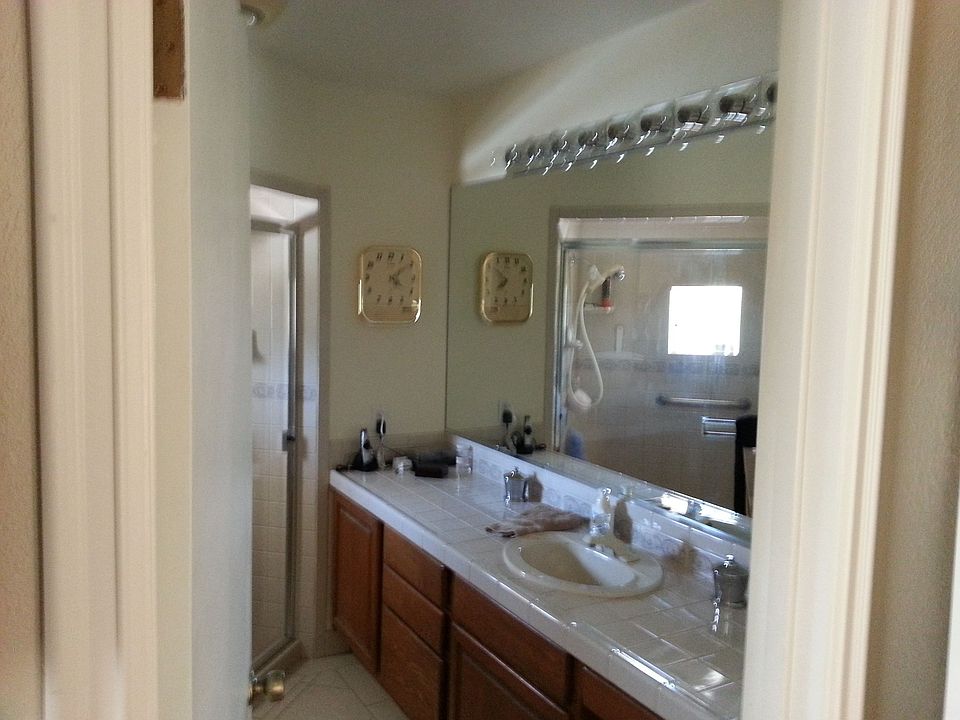 1st image of 2480 Wood Ln
