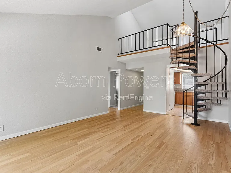 3180 Country Club Dr #3B — Photo 4
