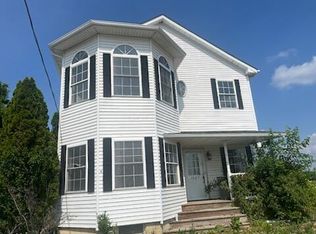 1581 Galloway Rd, Galloway, OH 43119