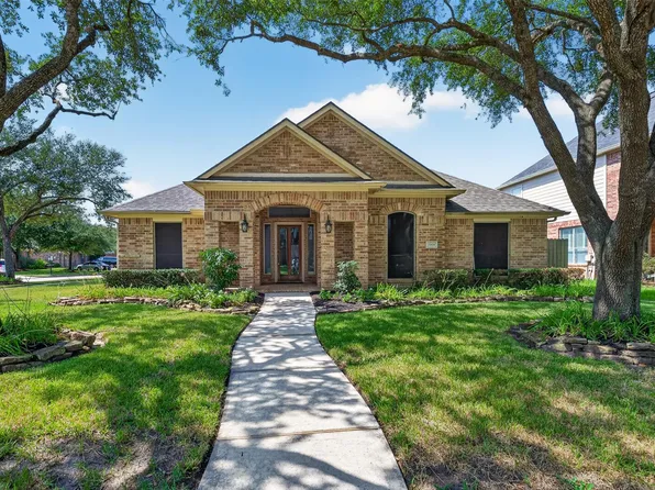 2908 Misty Wind Ct, League City, TX 77573