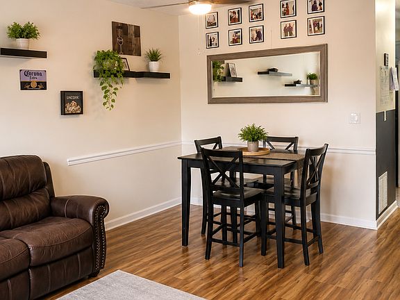 4th image of 40 South Cherry Street #18