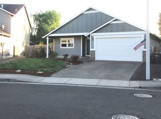 1012 Julie Ln, Molalla, OR