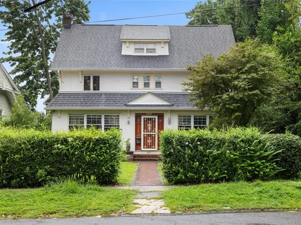 237 Coligni Avenue, New Rochelle, NY 10801
