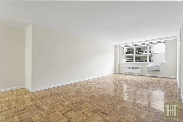 Rented by Halstead Real Estate | media 14