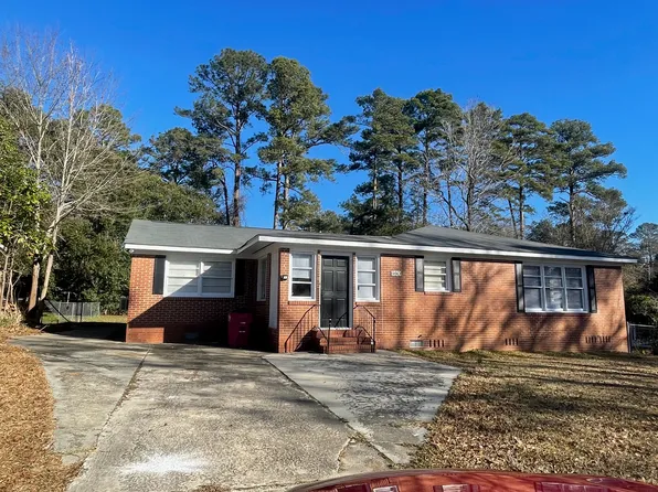 990 Avenue Of Pnes, Macon, GA 31204