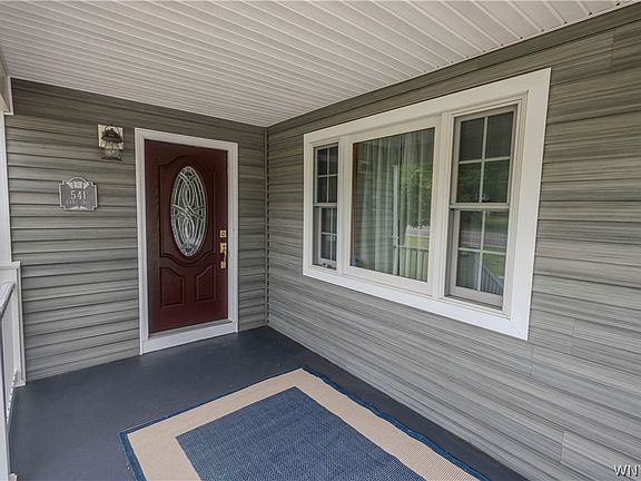 4th image of 541 Lake Ave