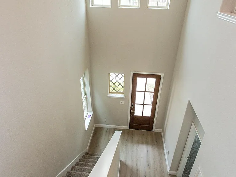 7504 Palisades Dr — Photo 26