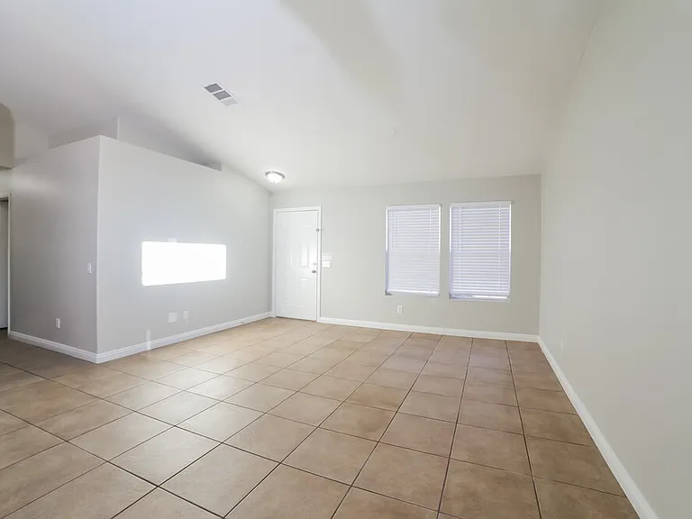 3003 Yukon Flats Ct — Photo 3