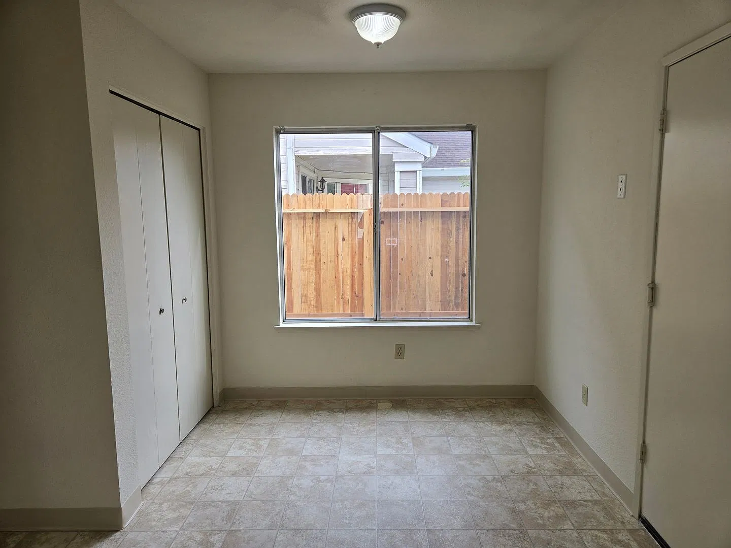 3 Bdrm, 2 Bath home in Antelope — Photo 4
