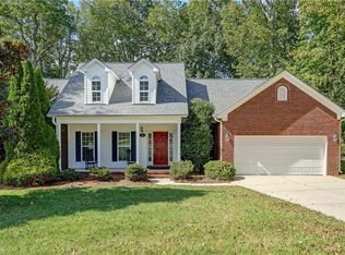 240 River Run Dr, Reidsville, NC 27320