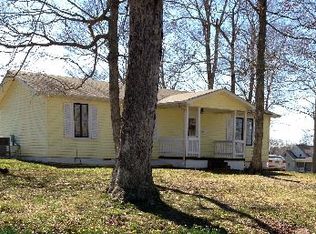 221 W Harper Rd #A, Portland, TN 37148