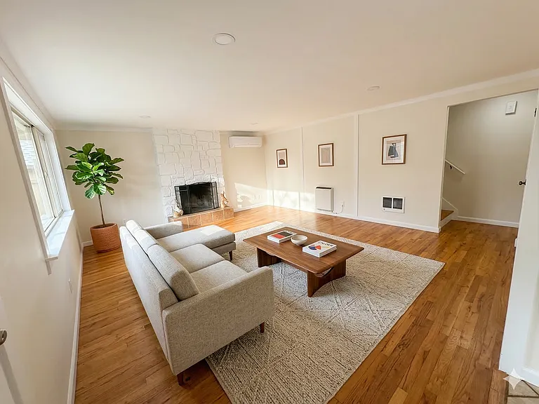 18021 Tualata Ave — Photo 7