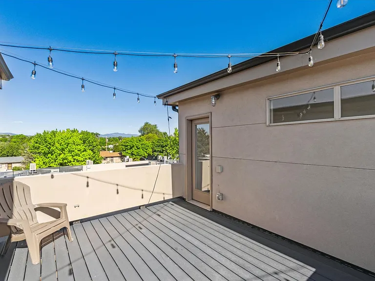 Mountain view side of patio