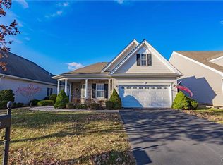 42 Edinburgh Dr, Easton, PA 18045
