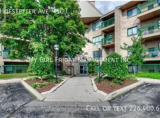 15 Hofstetter Ave #103, Kitchener, ON N2A 3Z7