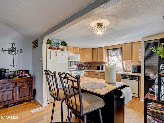 2nd image of 1525 Kile St #19