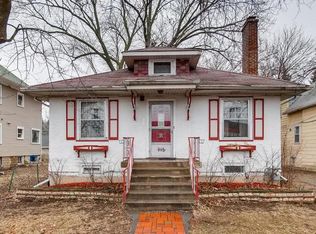 715 N 8th Ave, Maywood, IL 60153