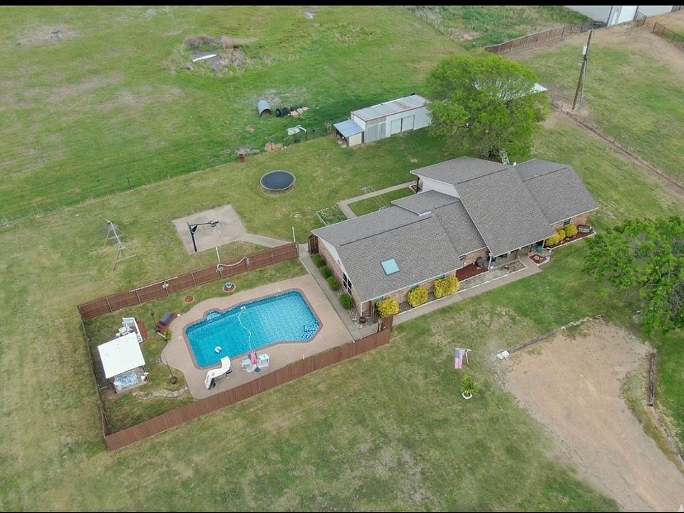 1st image of 430 Carter Rd