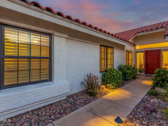 3rd image of 10513 E Mission Ln