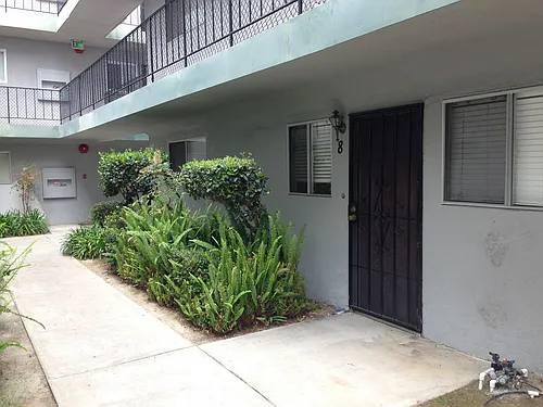 4885 Cole St Photo 1