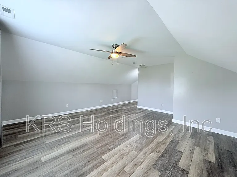 5810 Spring Glen Ln — Photo 36