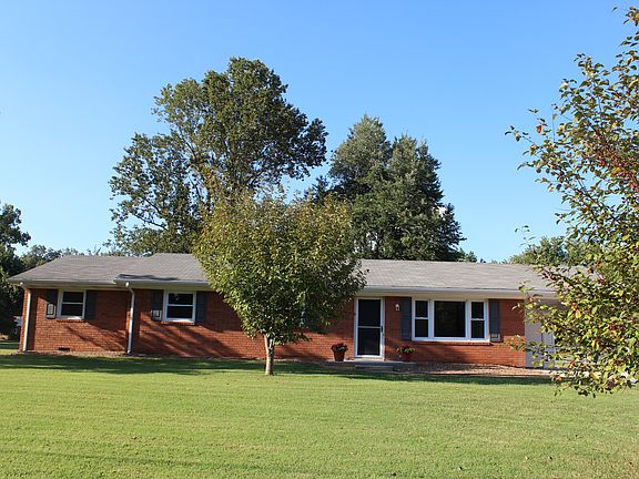 3rd image of 946 W State Road 66